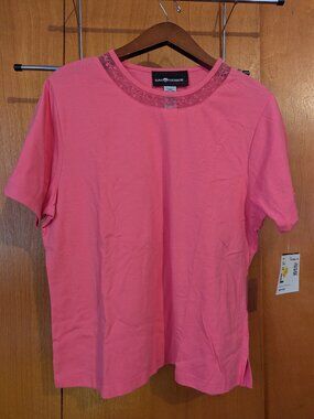 Sag Harbor Large Pink Short Sleeved Tee with floral decorative collar